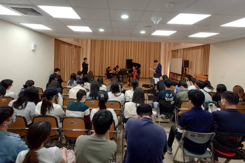 柏林愛樂首席 Noah Bendix-Balgley 小提琴演奏會暨大師班｜藝之美有限公司｜國藝會補助成果檔案庫